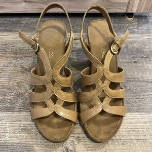 Aerosoles Wedge Heels size 7